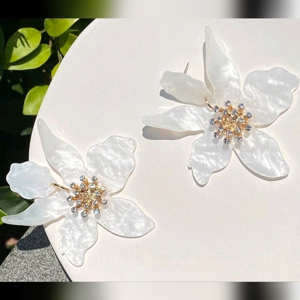 Gold White Flower Statement Earrings Oversized Rhinestone Bridal Formal Wedding - Picture 5 of 17